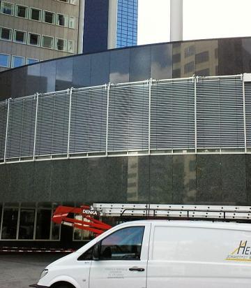 Unilever levering & montage buitenjaloezien Team Henneke 